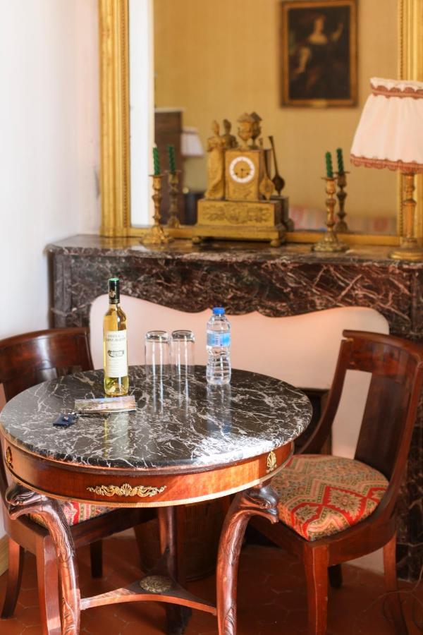 Chateau De Saint Martin Taradeau Bagian luar foto